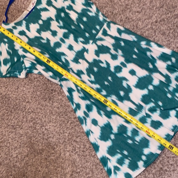 Vineyard Vines dress - Picture 12 of 12